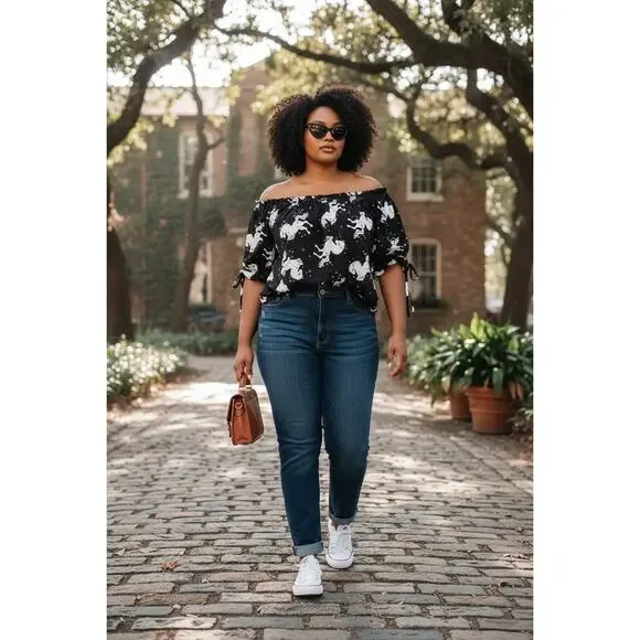 Hell Bunny L Black White Unicorn Print Puff Sleeve Blouse NWT Gothic Fairycore - Picture 6 of 6